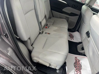 2019 Toyota Highlander LE - miniatura 34