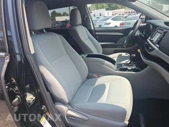 2019 Toyota Highlander LE – miniatura 16