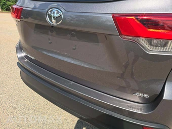 2019 Toyota Highlander LE - miniatura 22