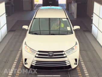 2019 Toyota Highlander LE - miniatura 2