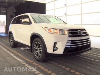 2019 Toyota Highlander LE - miniatura 3