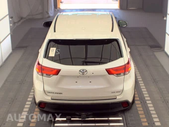 2019 Toyota Highlander LE - miniatura 5