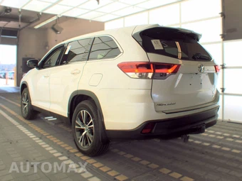 2019 Toyota Highlander LE - miniatura 6