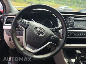 2019 Toyota Highlander LE – miniatura 10