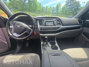 2019 Toyota Highlander LE – miniatura 11