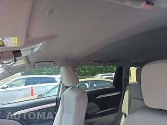 2019 Toyota Highlander LE – miniatura 18
