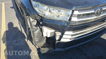 2019 Toyota Highlander LE – miniatura 25