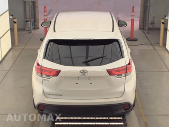 2019 Toyota Highlander LE – miniatura 5