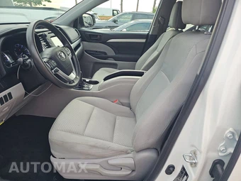 2019 Toyota Highlander LE – miniatura 7