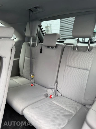 2019 Toyota Highlander LE - miniatura 11