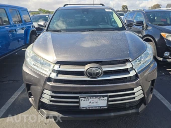 2019 Toyota Highlander LE – miniatura 2