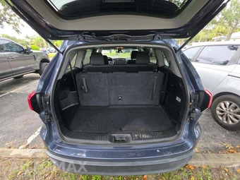 2019 Toyota Highlander LE - miniatura 14