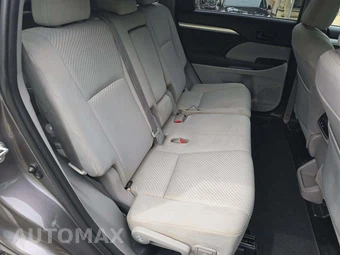 2019 Toyota Highlander LE – miniatura 17