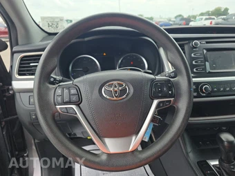 2019 Toyota Highlander LE – miniatura 10