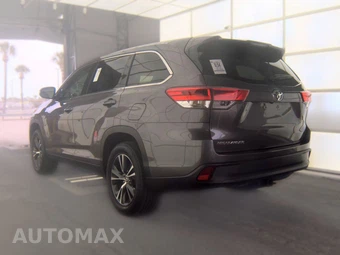 2019 Toyota Highlander LE – miniatura 6
