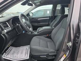 2019 Toyota Highlander LE – miniatura 7