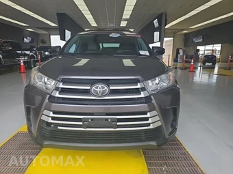 2019 Toyota Highlander LE – miniatura 2