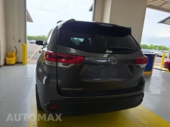 2019 Toyota Highlander LE – miniatura 5