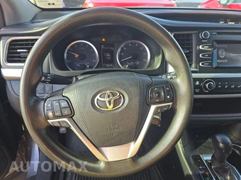 2019 Toyota Highlander LE - miniatura 10