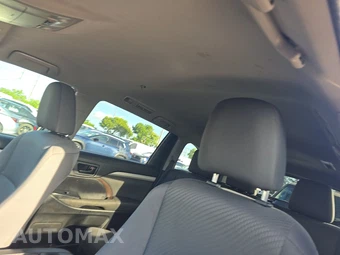 2019 Toyota Highlander LE - miniatura 17