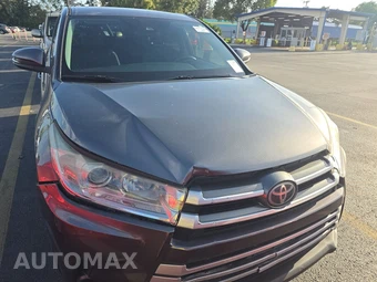 2019 Toyota Highlander LE - miniatura 2
