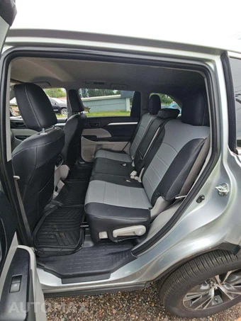 2019 Toyota Highlander LE - miniatura 10