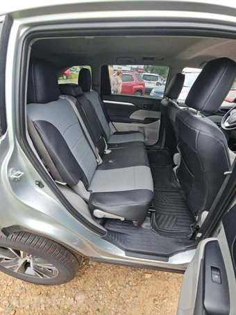 2019 Toyota Highlander LE - miniatura 14