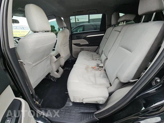 2019 Toyota Highlander LE – miniatura 13