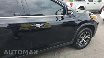 2019 Toyota Highlander LE – miniatura 25