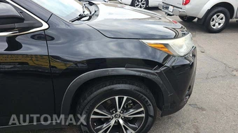 2019 Toyota Highlander LE – miniatura 26