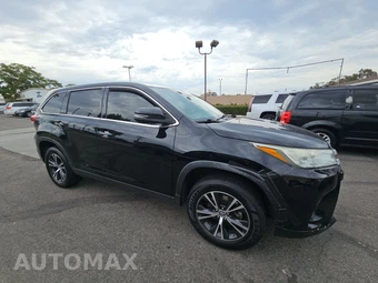 2019 Toyota Highlander LE – miniatura 3