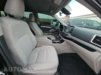 2019 Toyota Highlander LE – miniatura 8