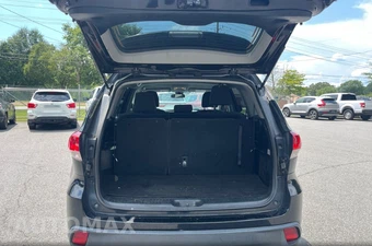 2019 Toyota Highlander LE - miniatura 14