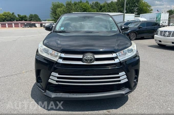 2019 Toyota Highlander LE - miniatura 2