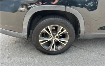 2019 Toyota Highlander LE - miniatura 25