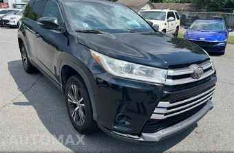 2019 Toyota Highlander LE - miniatura 4