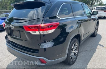 2019 Toyota Highlander LE - miniatura 5