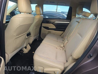 2019 Toyota Highlander LE Plus - miniatura 13
