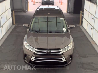 2019 Toyota Highlander LE Plus - miniatura 2
