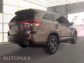 2019 Toyota Highlander LE Plus - miniatura 4