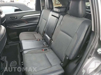 2019 Toyota Highlander LE Plus – miniatura 13