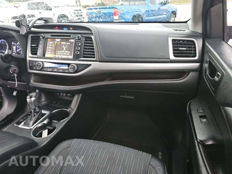 2019 Toyota Highlander LE Plus – miniatura 19