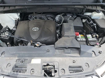 2019 Toyota Highlander LE Plus - miniatura 16