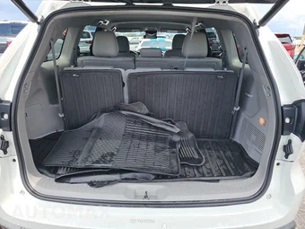 2019 Toyota Highlander LE Plus - miniatura 17