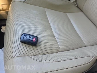 2019 Toyota Highlander Limited Platinum - miniatura 34