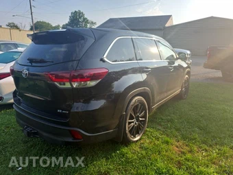 2019 Toyota Highlander SE – miniatura 4