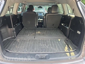 2019 Toyota Highlander SE – miniatura 21