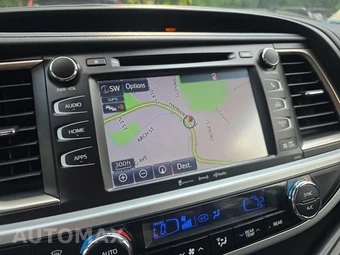 2019 Toyota Highlander SE – miniatura 25