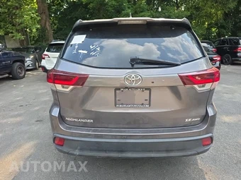 2019 Toyota Highlander SE – miniatura 5