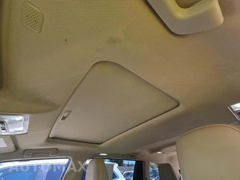 2019 Toyota Highlander SE – miniatura 11